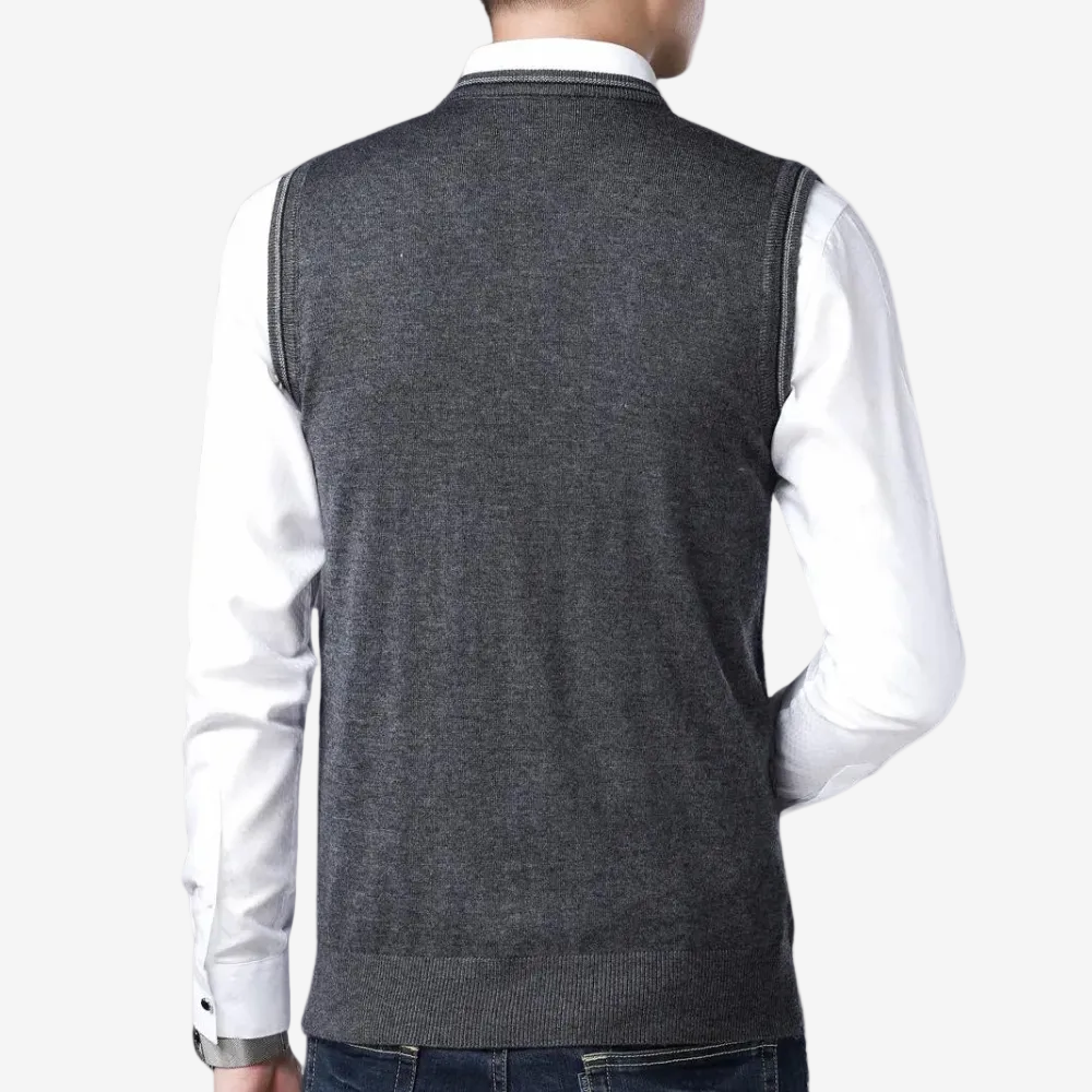 Julian – Men’s V-Neck Autumn Sweater Vest